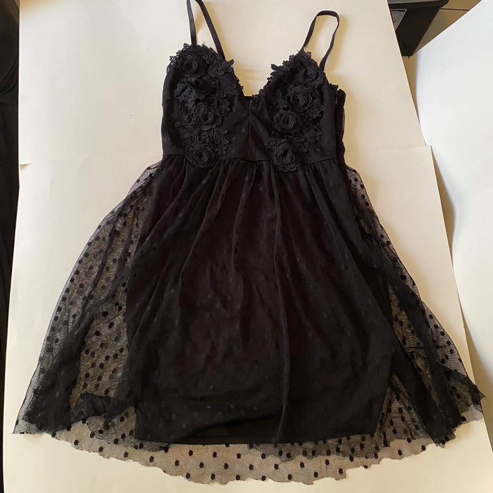 Lace papaya dress used in great condition